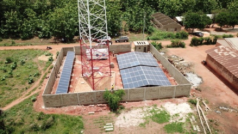 Togo : La CEET fait appel à l’expertise des jeunes et femmes entrepreneurs pour la construction des lignes électriques