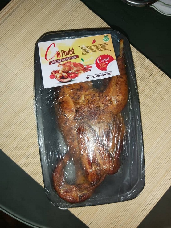 ‘Clo Poulet’ : la rĂ©volution dans le fumage des viandes de poulets locaux au Togo